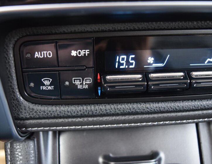 Toyota Auris Kombi 1,2 l 85 kw