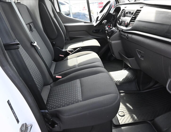 Ford Transit Skříň 2,0 l 96 kw