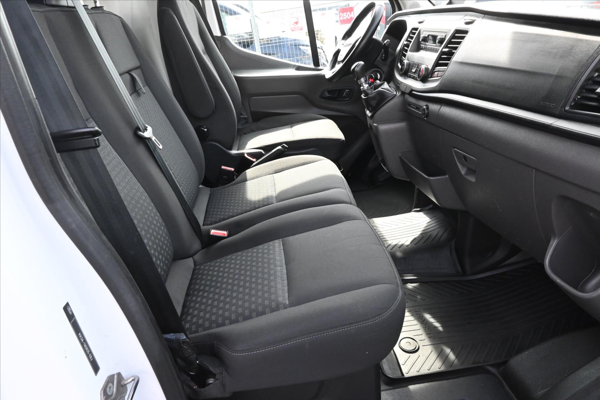 Ford Transit Skříň 2,0 l 96 kw