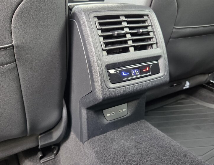 Volkswagen Golf Kombi 1,5 l 110 kw