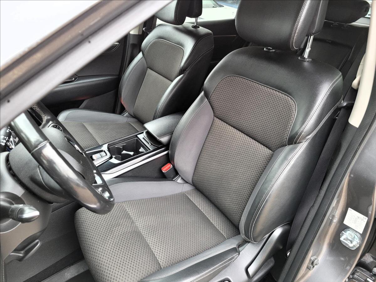 Renault Koleos SUV / Terénní 2,0 l 135 kw