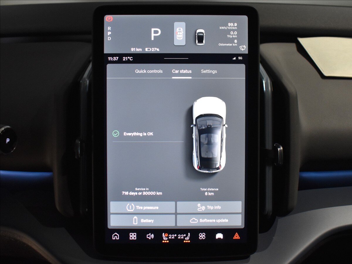 Volvo EX30 SUV / Terénní 0,0 315 kw