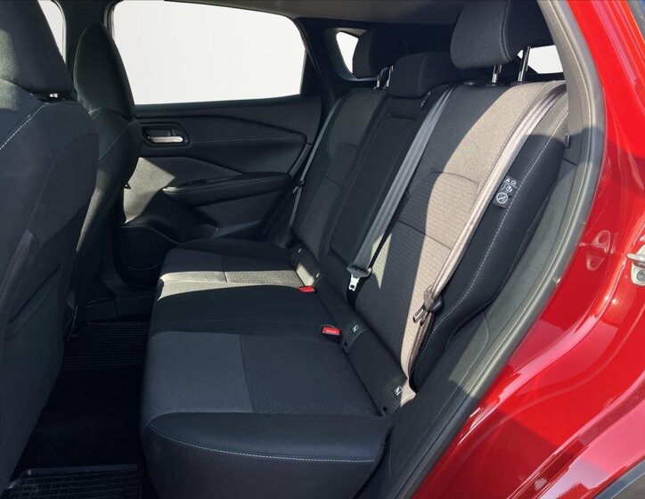 Nissan Qashqai SUV / Terénní 1,3 l 116 kw