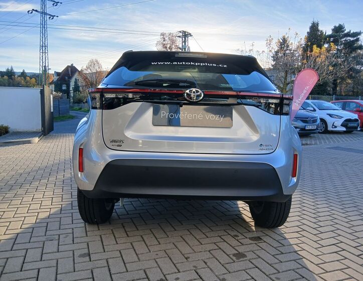 Toyota Yaris Cross 5