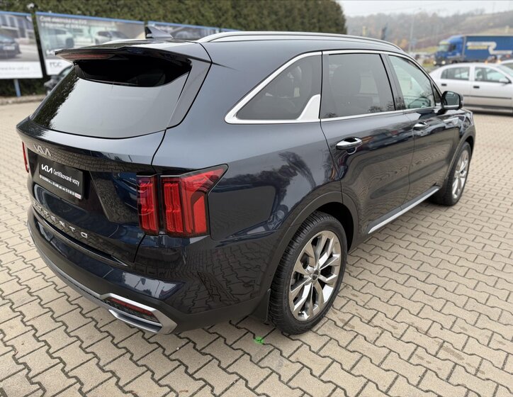 KIA Sorento 7