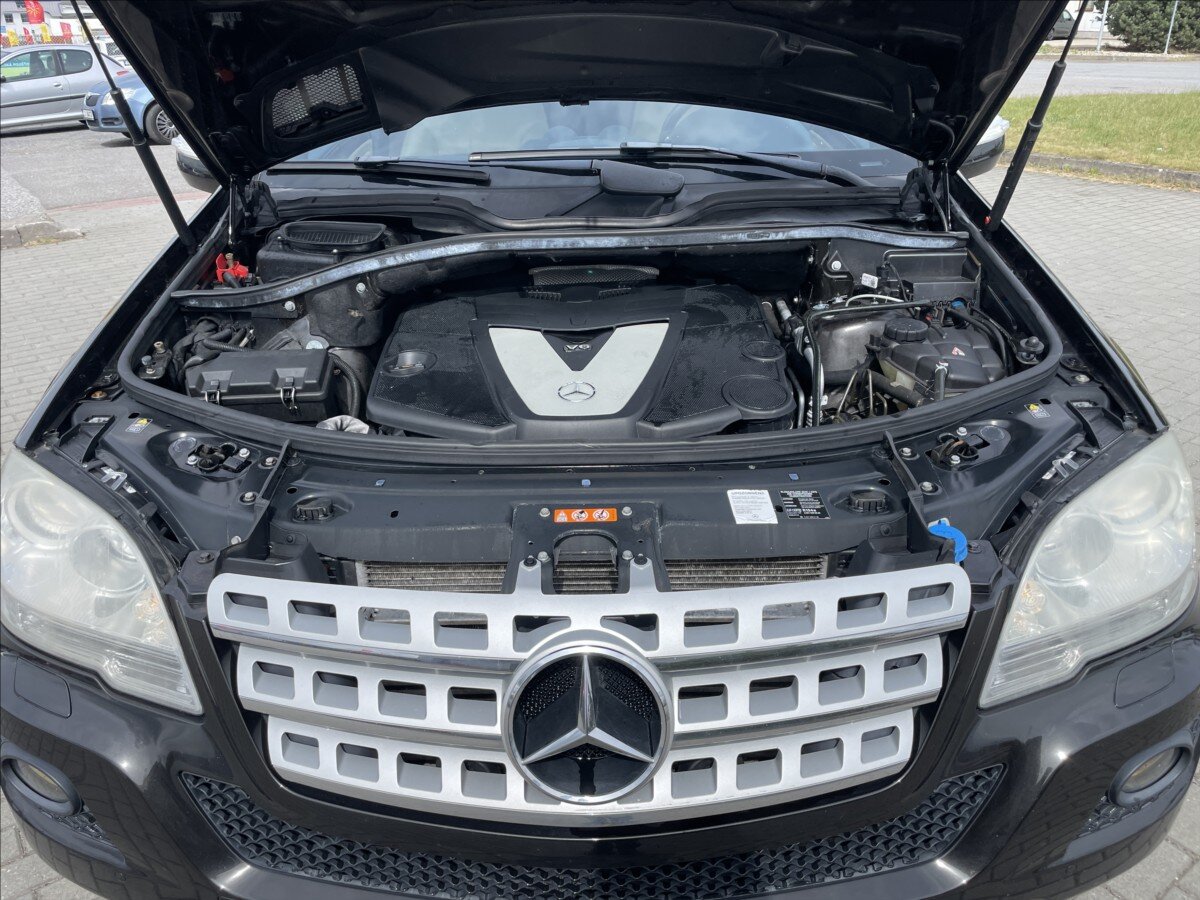 Mercedes-Benz Třídy M SUV / Terénní 3,0 l 165 kw