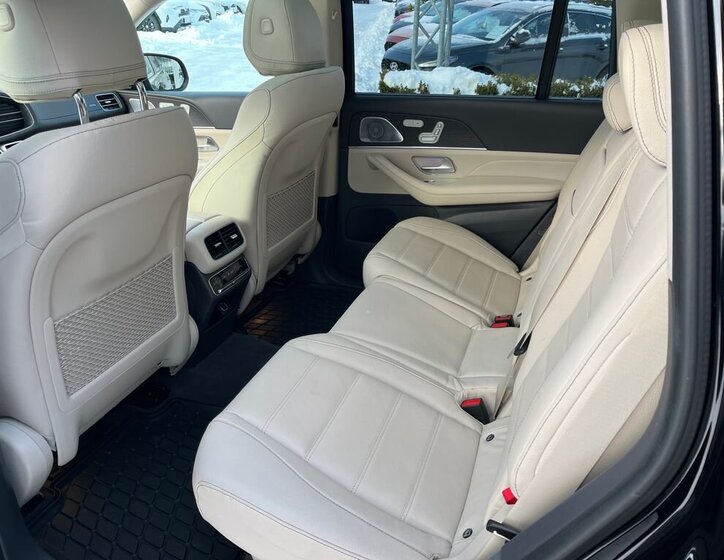 Mercedes-Benz GLS 15