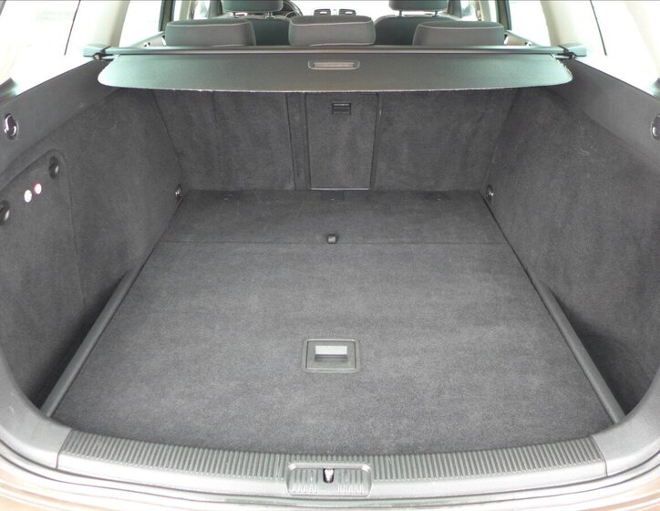 Volkswagen Golf Kombi 1,2 l 77 kw