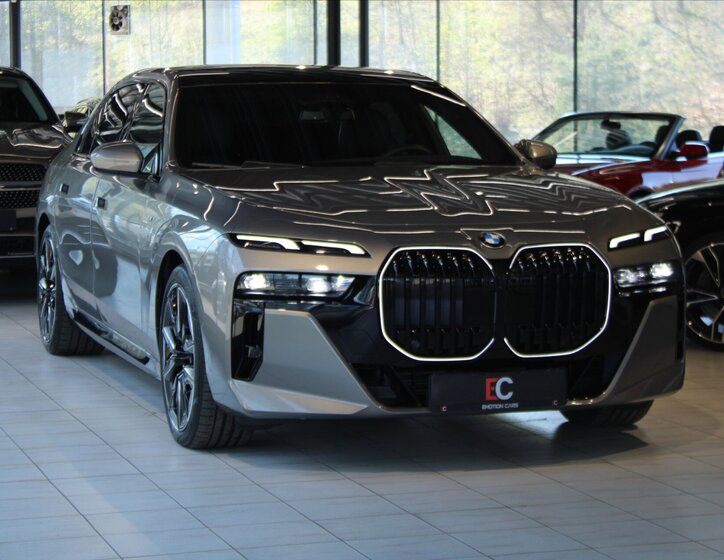 BMW Řada 7 Ostatní 3,0 l 210 kw