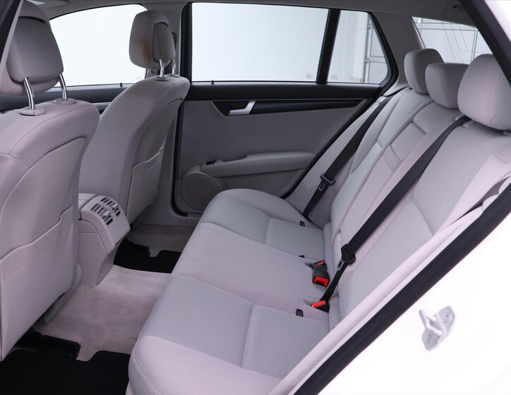 Mercedes-Benz Třídy C 15