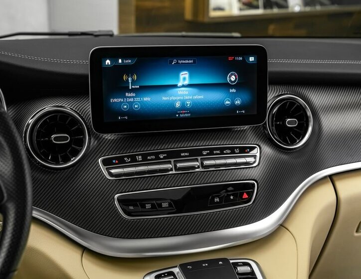 Mercedes-Benz Třídy V 17