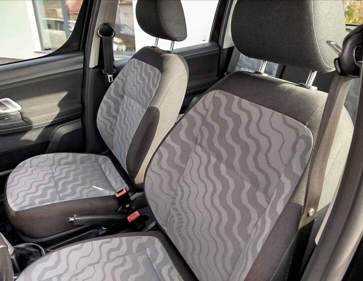 Škoda Roomster MPV 1,2 l 51 kw