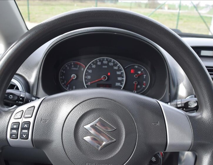 Suzuki SX4 Hatchback 1,6 l 79 kw