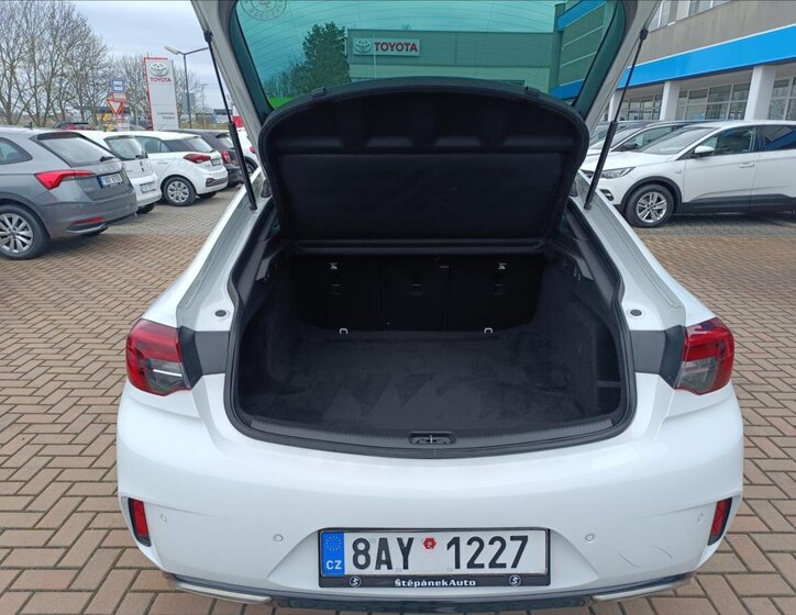 Opel Insignia Liftback 2,0 l 169 kw
