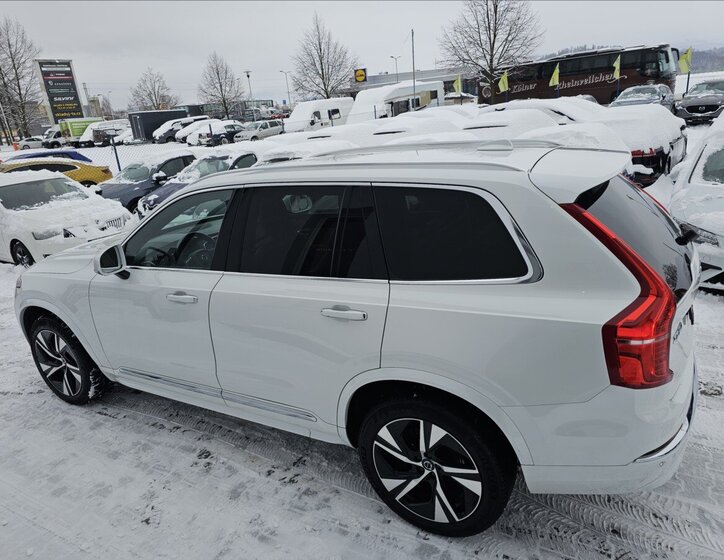 Volvo XC90 SUV 2,0 l 184 kw