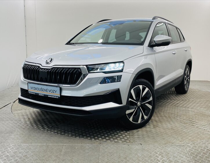 Škoda Karoq SUV / Terénní 1,5 l 110 kw