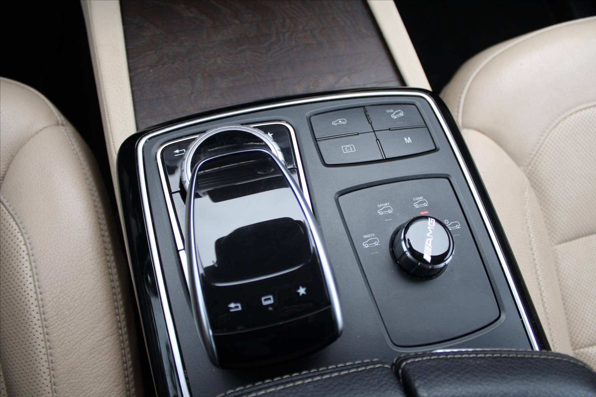 Mercedes-Benz GLE SUV 3,0 l 190 kw