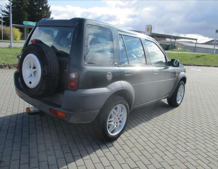 Land Rover Freelander 4