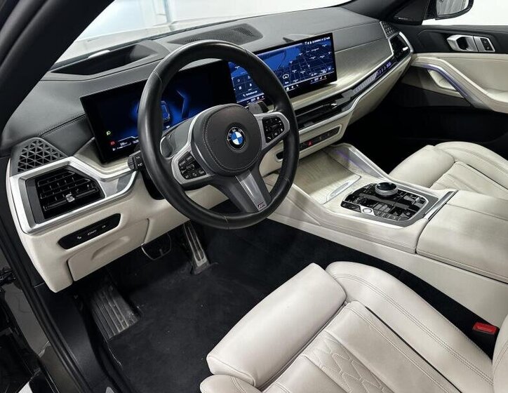 BMW X6 SUV / Terénní 3,0 l 210 kw