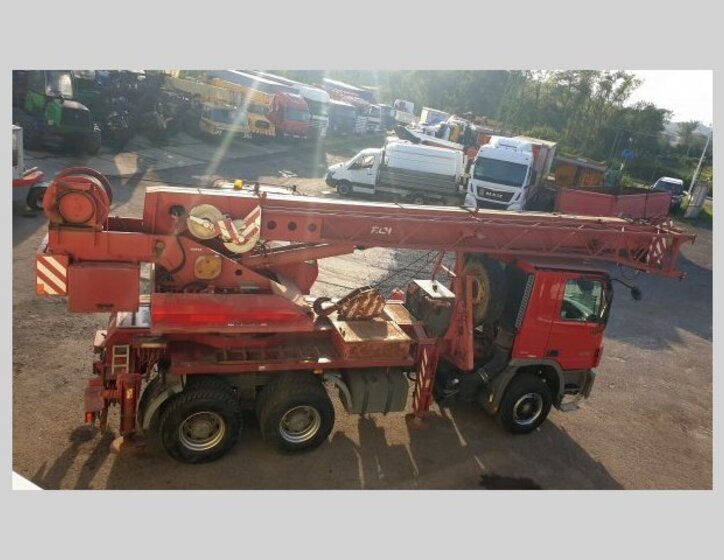 Mercedes-Benz Ostatní Ostatní 0,0 235 kw