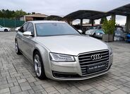 Audi A8 8