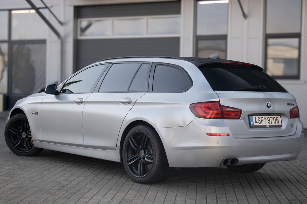 BMW Řada 5 Kombi 2,0 l 160 kw