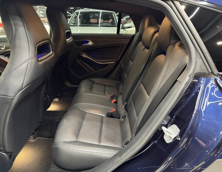 Mercedes-Benz CLA Kombi 2,1 l 130 kw