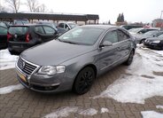 Volkswagen Passat Sedan 2,0 l 103 kw