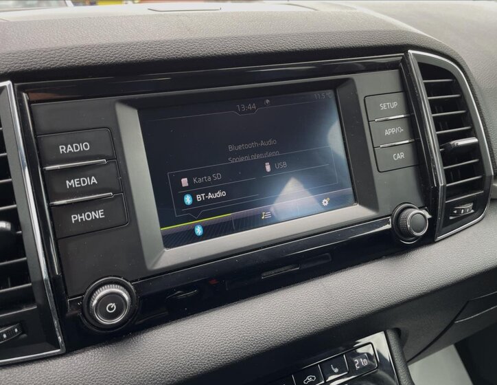 Škoda Karoq SUV 999,0 85 kw