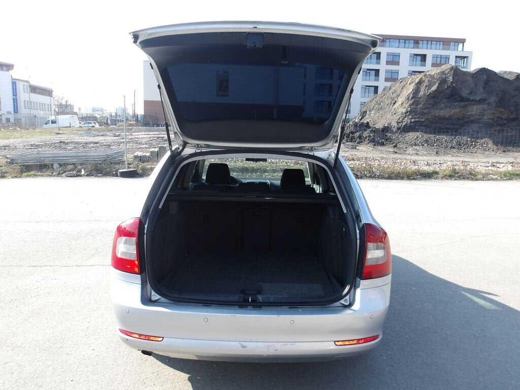 Škoda Octavia Kombi 2,0 l 103 kw