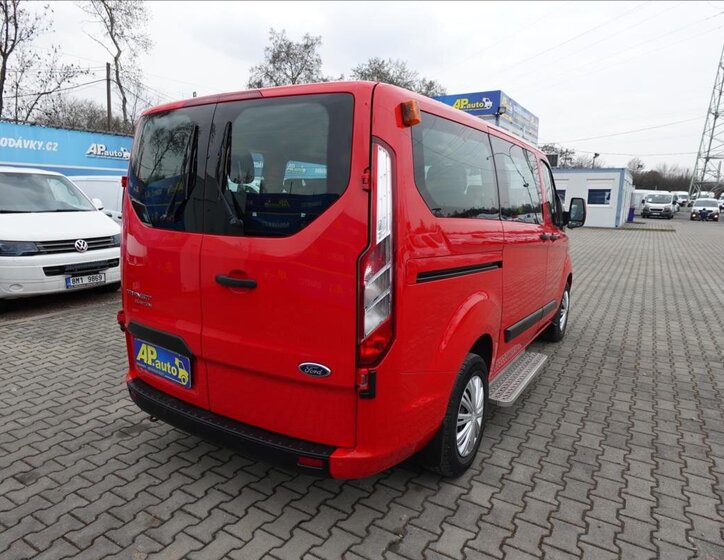 Ford Transit Custom Ostatní 2,0 l 77 kw