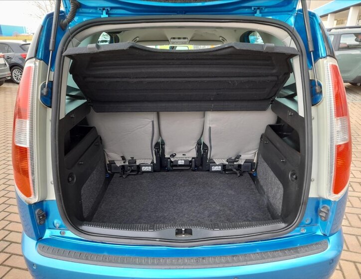 Škoda Roomster MPV 1,6 l 77 kw