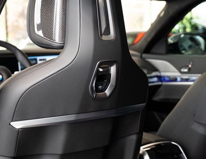 BMW Řada 7 Sedan / Limuzína 3,0 l 220 kw