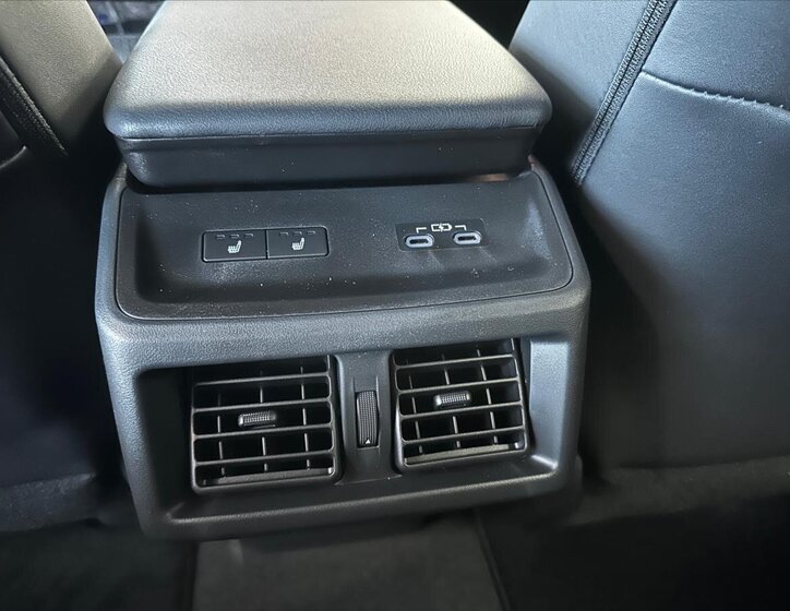 Toyota bZ4X SUV / Terénní 0,0 252 kw