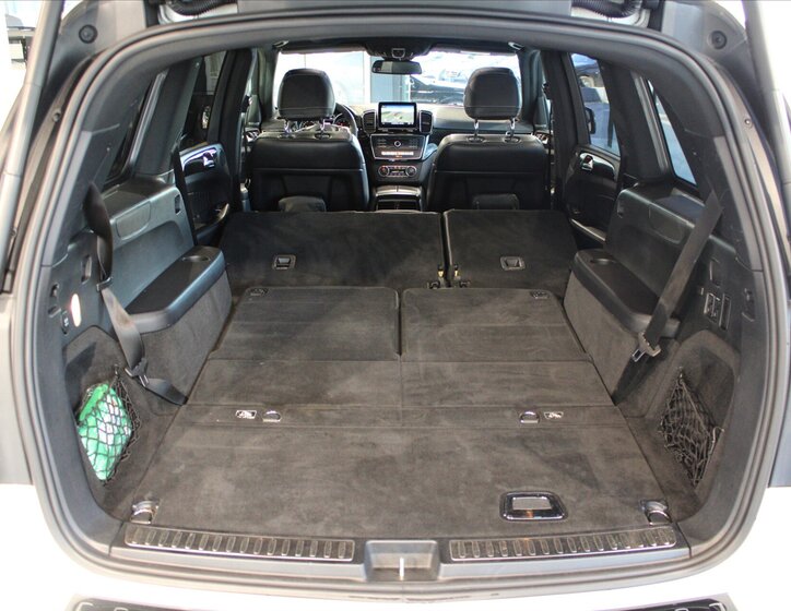 Mercedes-Benz GLS SUV 3,0 l 190 kw