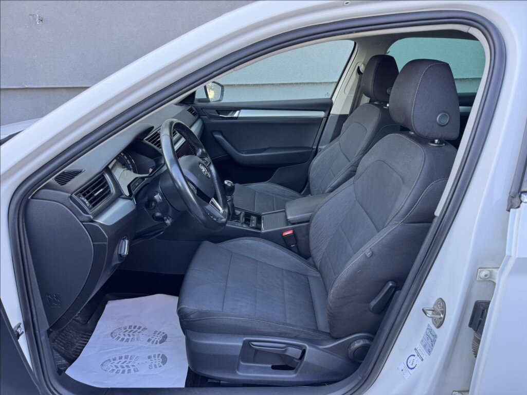 Škoda Superb Sedan / Limuzína 2,0 l 140 kw