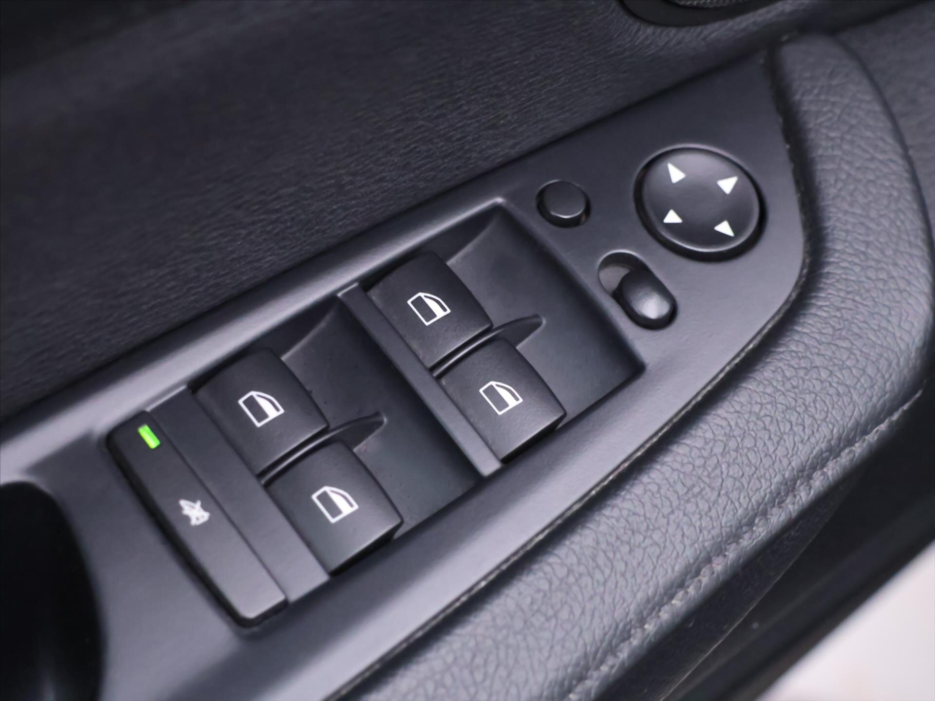 BMW X6 SUV 3,0 l 225 kw