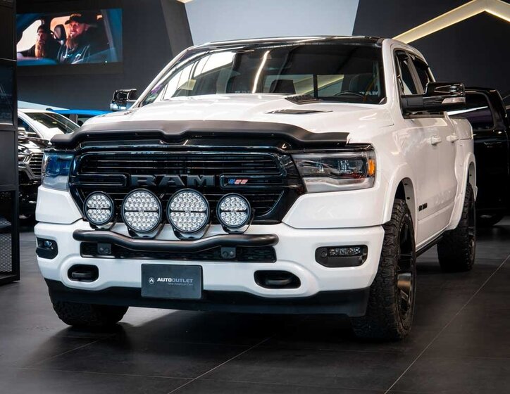 Dodge RAM Pick-up 5,7 l 295 kw