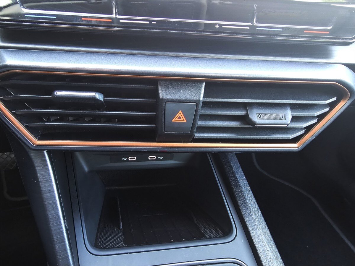Cupra Formentor Kombi 1,4 l 110 kw