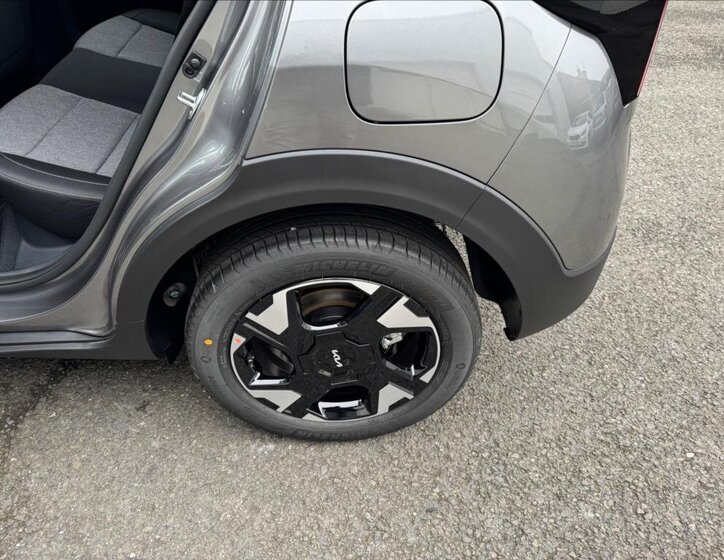 KIA Stonic Hatchback 998,0 74 kw