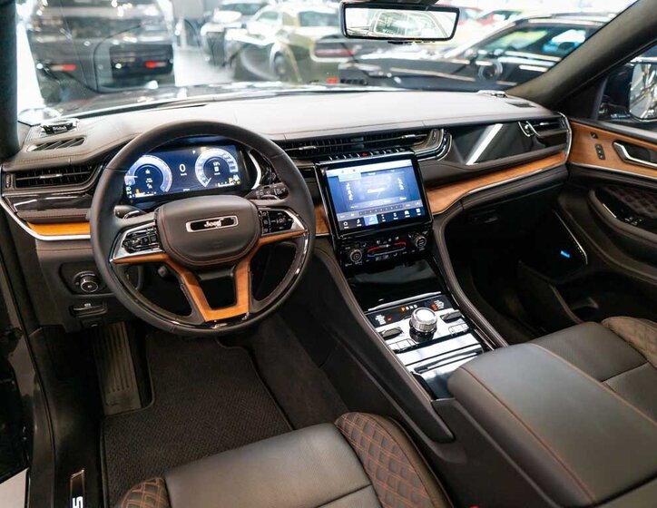 Jeep Grand Cherokee 23