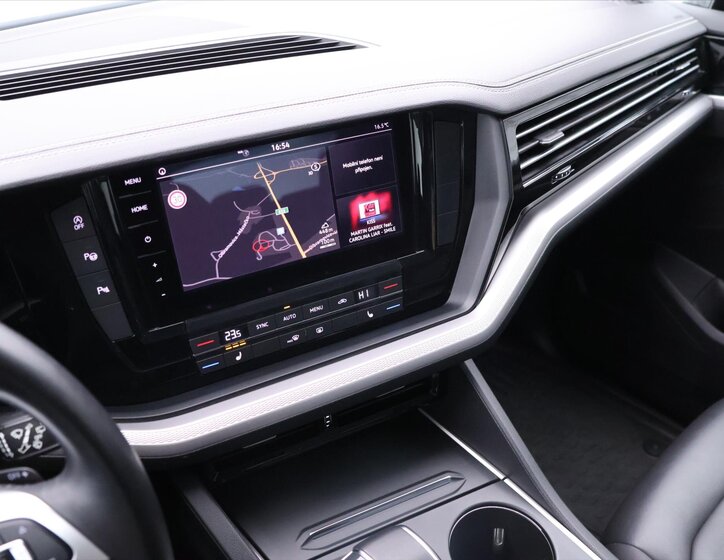 Volkswagen Touareg SUV 3,0 l 170 kw