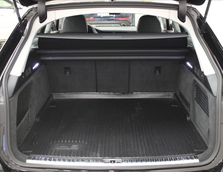 Audi A6 Allroad Kombi 3,0 l 180 kw