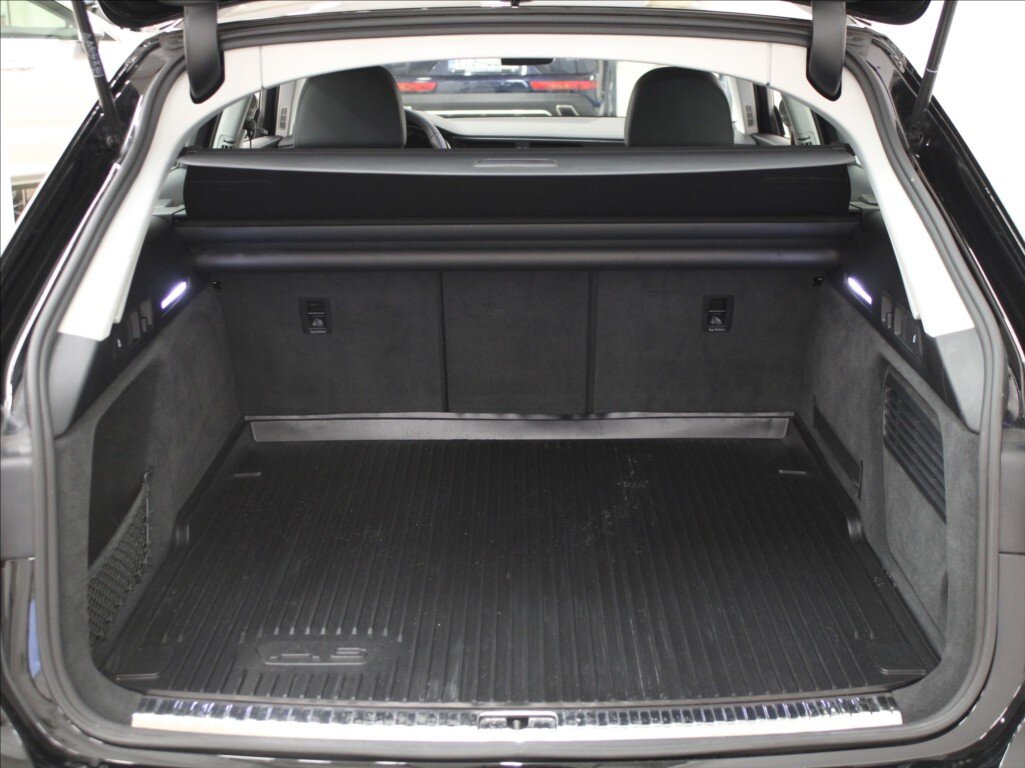 Audi A6 Allroad Kombi 3,0 l 180 kw