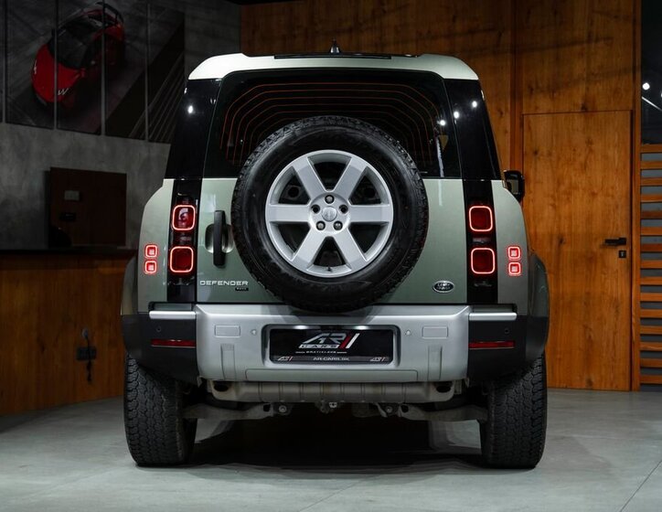 Land Rover Defender SUV / Terénní 3,0 l 294 kw