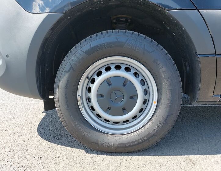 Mercedes-Benz Sprinter 25