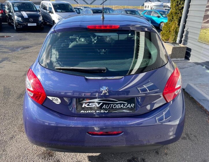 Peugeot 208 Hatchback 999,0 50 kw
