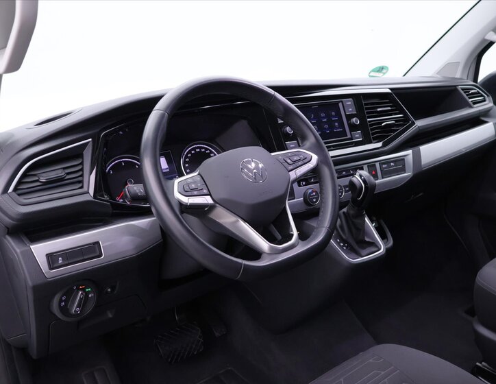 Volkswagen Multivan 30