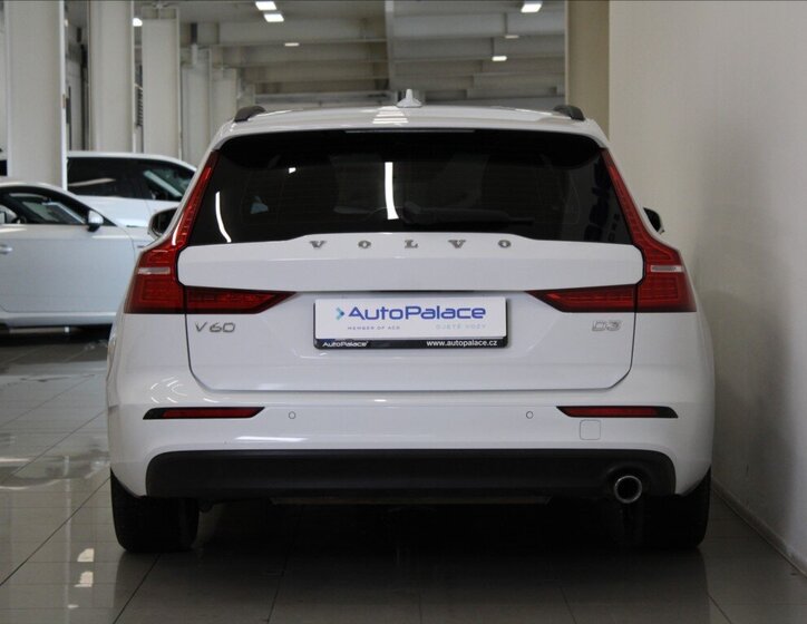 Volvo V60 4