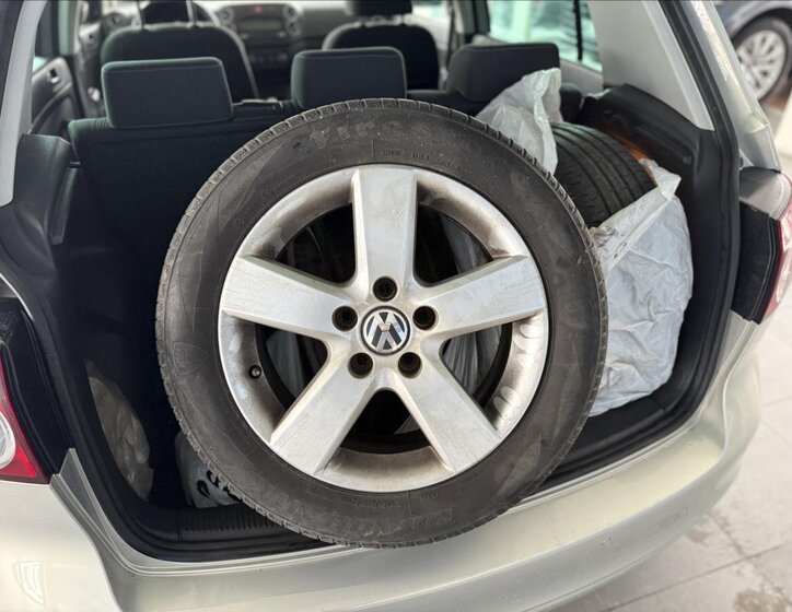 Volkswagen Golf Plus Kombi 1,2 l 77 kw